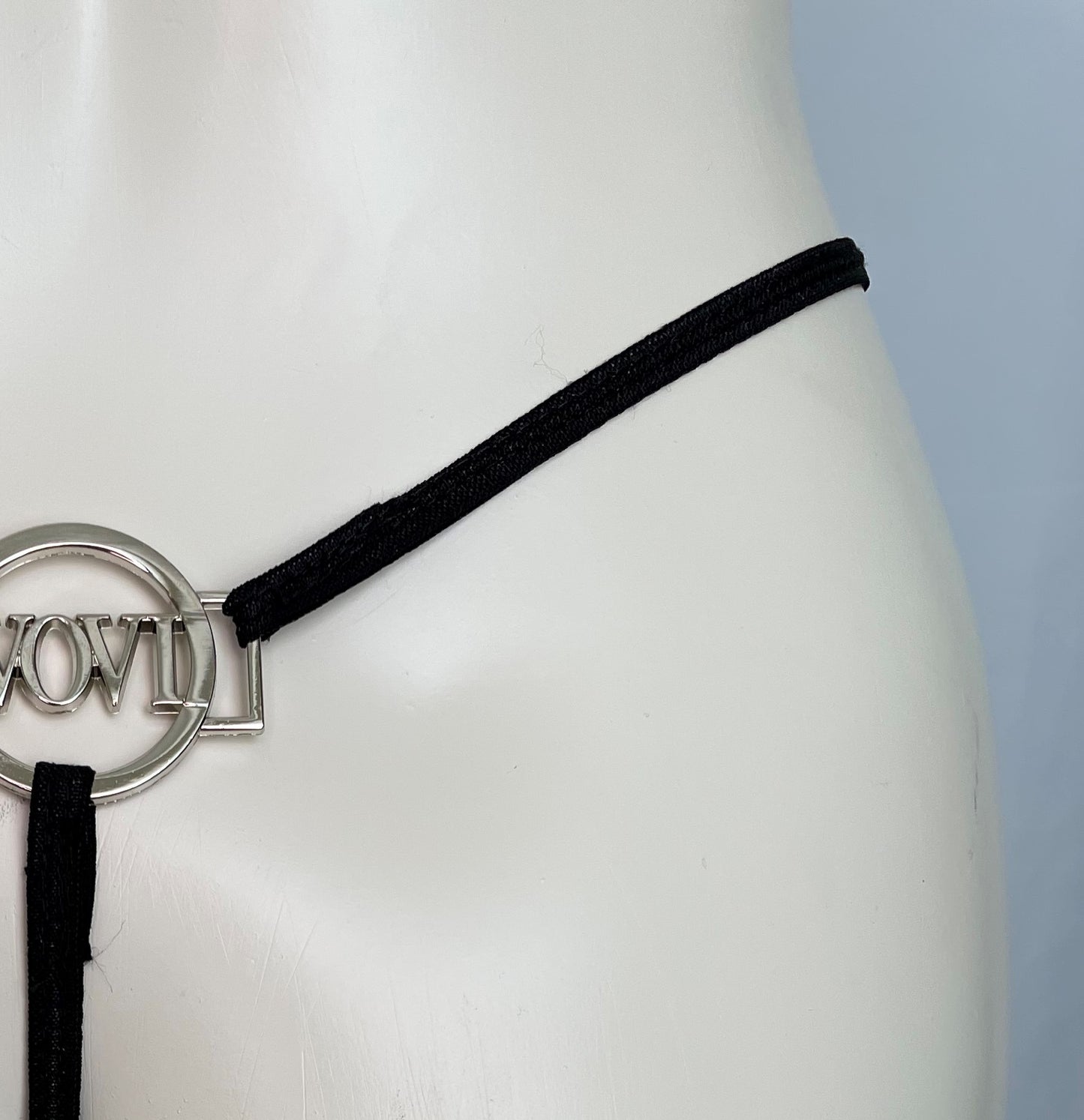 VOVI SIGNATURE BLACK THONG