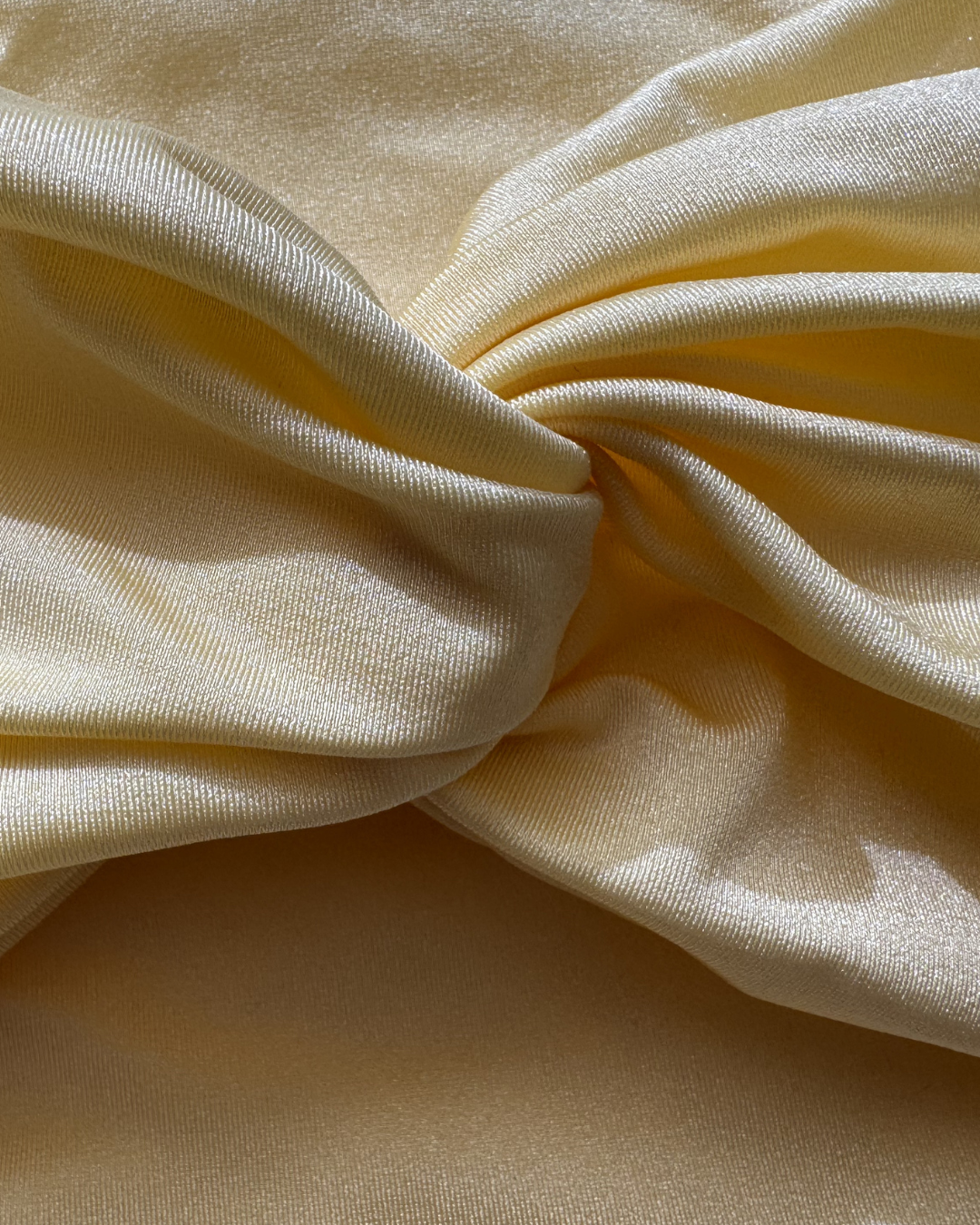 YELLOWISH BANDUE TOP