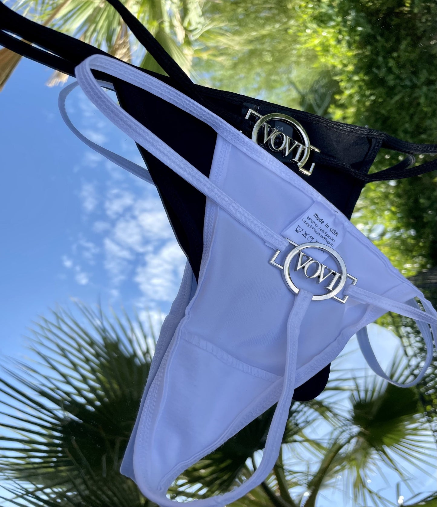 VOVI SIGNATURE WHITE THONG